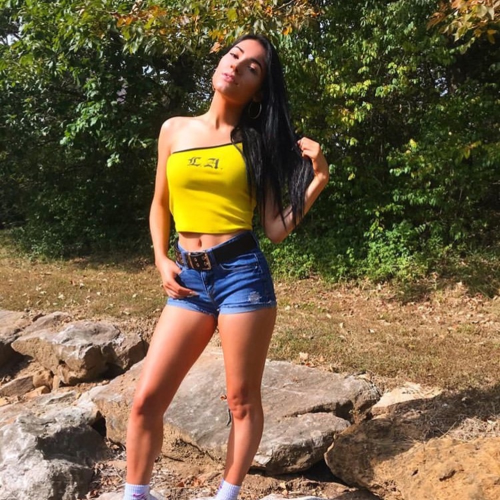 Meet your Posher, Alessa